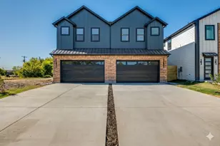 2422 Jeffries St, Dallas, TX 75215 - Photo 3