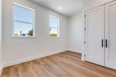 2422 Jeffries Street, Dallas, TX 75215 - Photo 21