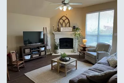 4640 Daisy Leaf Drive, Fort Worth, TX 76244 - Photo 9