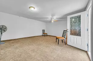 1614 Briarwood Ln, Irving, TX 75061 - Photo 29