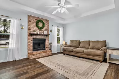 5918 Twin Willows Drive, Arlington, TX 76017 - Photo 9