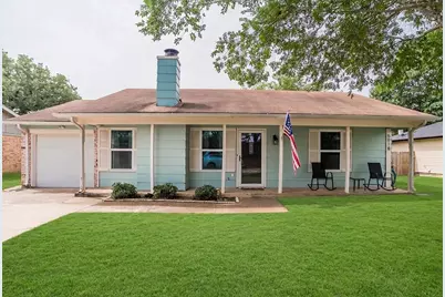 5918 Twin Willows Drive, Arlington, TX 76017 - Photo 1