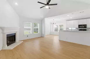 924 Bowie Dr, Lavon, TX 75166 - Photo 5
