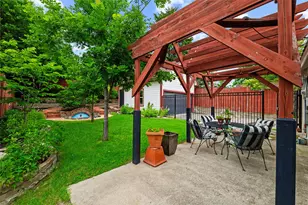 6903 Vivian Ave, Dallas, TX 75223 - Photo 7