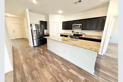 421 Starboard Drive, Crowley, TX 76036 - Photo 5