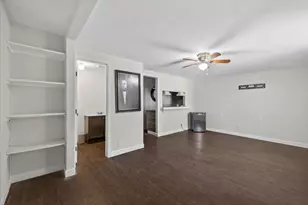 2715 Green Oaks Blvd, Arlington, TX 76017 - Photo 35