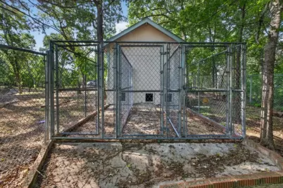 2715 Green Oaks Boulevard, Arlington, TX 76017 - Photo 33