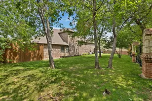 7401 Park Pl Dr, North Richland Hills, TX 76182 - Photo 31