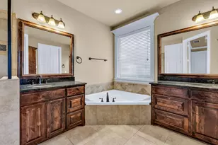 7401 Park Pl Dr, North Richland Hills, TX 76182 - Photo 13