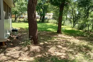 1005 Gary St, Bridgeport, TX 76426 - Photo 17