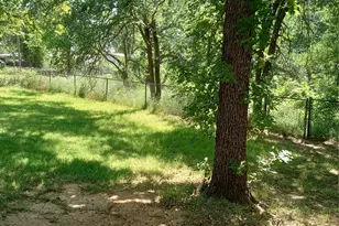 1005 Gary St, Bridgeport, TX 76426 - Photo 19