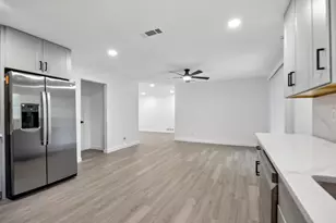 815 Wisteria Way, Richardson, TX 75080 - Photo 19