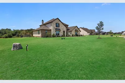 154 Chester Road, Springtown, TX 76082 - Photo 3