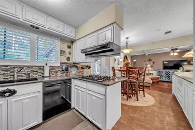 2908 Nancy Circle, Arlington, TX 76013 - Photo 13