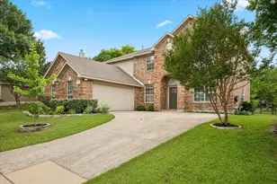 821 Palm Desert Dr, Garland, TX 75044 - Photo 3