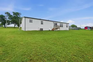 587 Kentucky Town Rd, Whitewright, TX 75491 - Photo 27