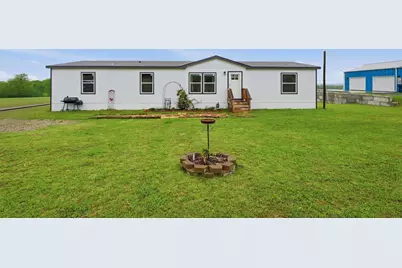 587 Kentucky Town Road, Whitewright, TX 75491 - Photo 1