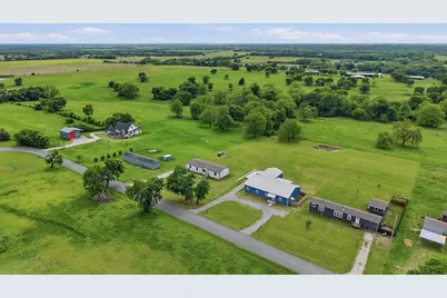 587 Kentucky Town Road, Whitewright, TX 75491 - Photo 33