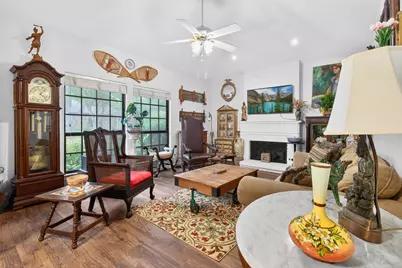 2017 Heatherbrook Drive, Grapevine, TX 76051 - Photo 3