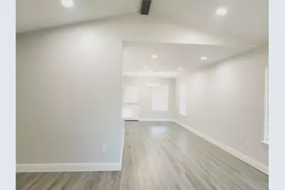 10115 Woodlot Drive, Dallas, TX 75217 - Photo 13