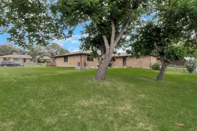 1414 British Boulevard, Grand Prairie, TX 75050 - Photo 37