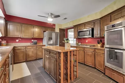 1414 British Boulevard, Grand Prairie, TX 75050 - Photo 13