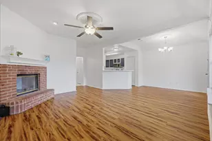 921 High Point Dr, Midlothian, TX 76065 - Photo 21