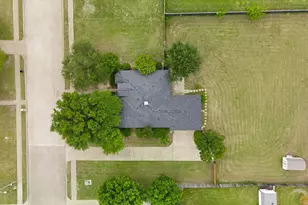 921 High Point Dr, Midlothian, TX 76065 - Photo 37
