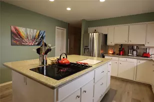 5421 Benbridge Dr, Fort Worth, TX 76107 - Photo 15
