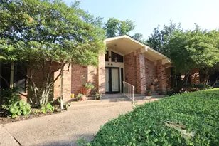 5421 Benbridge Dr, Fort Worth, TX 76107 - Photo 3