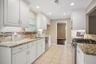319 High Brook Dr, Richardson, TX 75080 - Photo 9