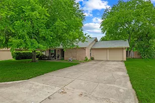7428 Overhill Rd, Fort Worth, TX 76116 - Photo 3