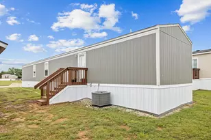 5400 Parker Henderson Rd, Fort Worth, TX 76119 - Photo 27