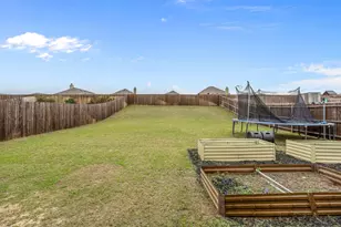 520 Concho St, Aubrey, TX 76227 - Photo 35