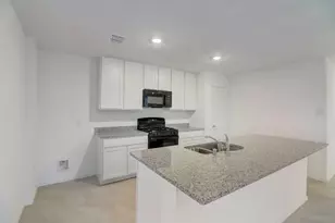 2836 Ozark Cir, Little Elm, TX 75068 - Photo 9