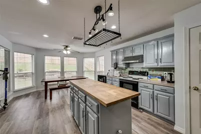 603 Pine Meadow Court, Arlington, TX 76012 - Photo 7