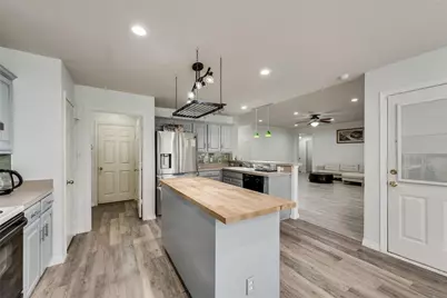 603 Pine Meadow Court, Arlington, TX 76012 - Photo 9