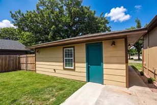 320 N 4th St, Princeton, TX 75407 - Photo 33