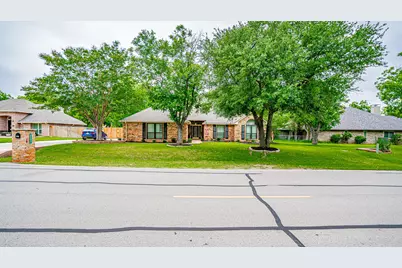 8902 Pleasant Hill Drive, Granbury, TX 76049 - Photo 9