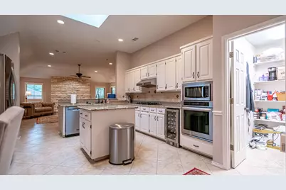 8902 Pleasant Hill Drive, Granbury, TX 76049 - Photo 31