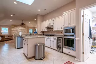 8902 Pleasant Hill Dr, Granbury, TX 76049 - Photo 31