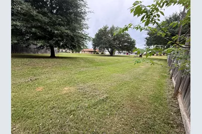 3303 Bogota Street, Athens, TX 75752 - Photo 5