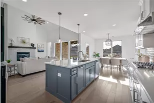 7001 Lowbranch Trl, Little Elm, TX 76227 - Photo 19