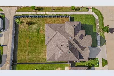 7001 Lowbranch Trail, Little Elm, TX 76227 - Photo 5