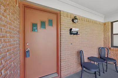 2104 Hillburn Drive, Dallas, TX 75227 - Photo 5