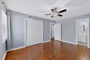 2104 Hillburn Dr, Dallas, TX 75227 - Photo 19