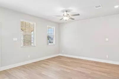2740 Teton Street, Corinth, TX 76210 - Photo 5
