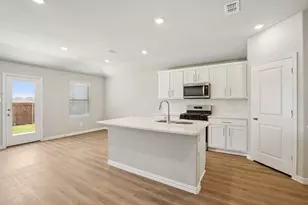 2109 Rannoch St, Sherman, TX 75092 - Photo 3