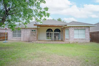 1003 Morningside Drive, Grand Prairie, TX 75052 - Photo 21