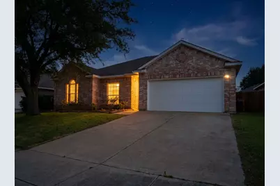 1003 Morningside Drive, Grand Prairie, TX 75052 - Photo 5